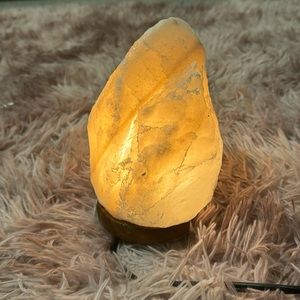 Salt Rock Lamp